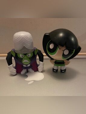 Powerpuff Girls Buttercup face turns mad to happy Figure with Mojo Jojo monkey
